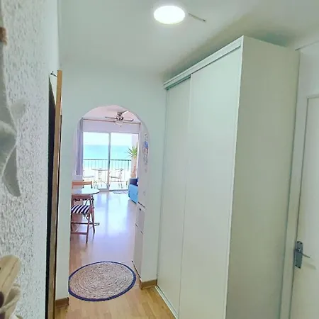 Cozy Beach-front With Amazing Sea View Empuriabrava