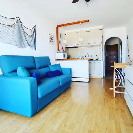 Cozy Beach-front With Amazing Sea View